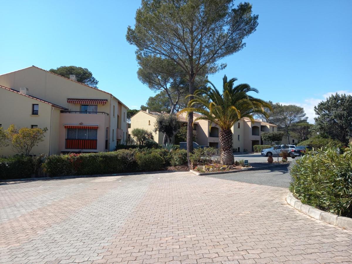 Saint-Raphaël Les Hauts Du Golf Rez De Jardin Piscine Tennis מראה חיצוני תמונה